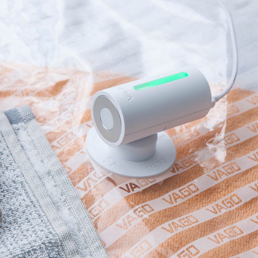 VAGO - Aspirateur nomade + sac de rangement sous vide Blanc