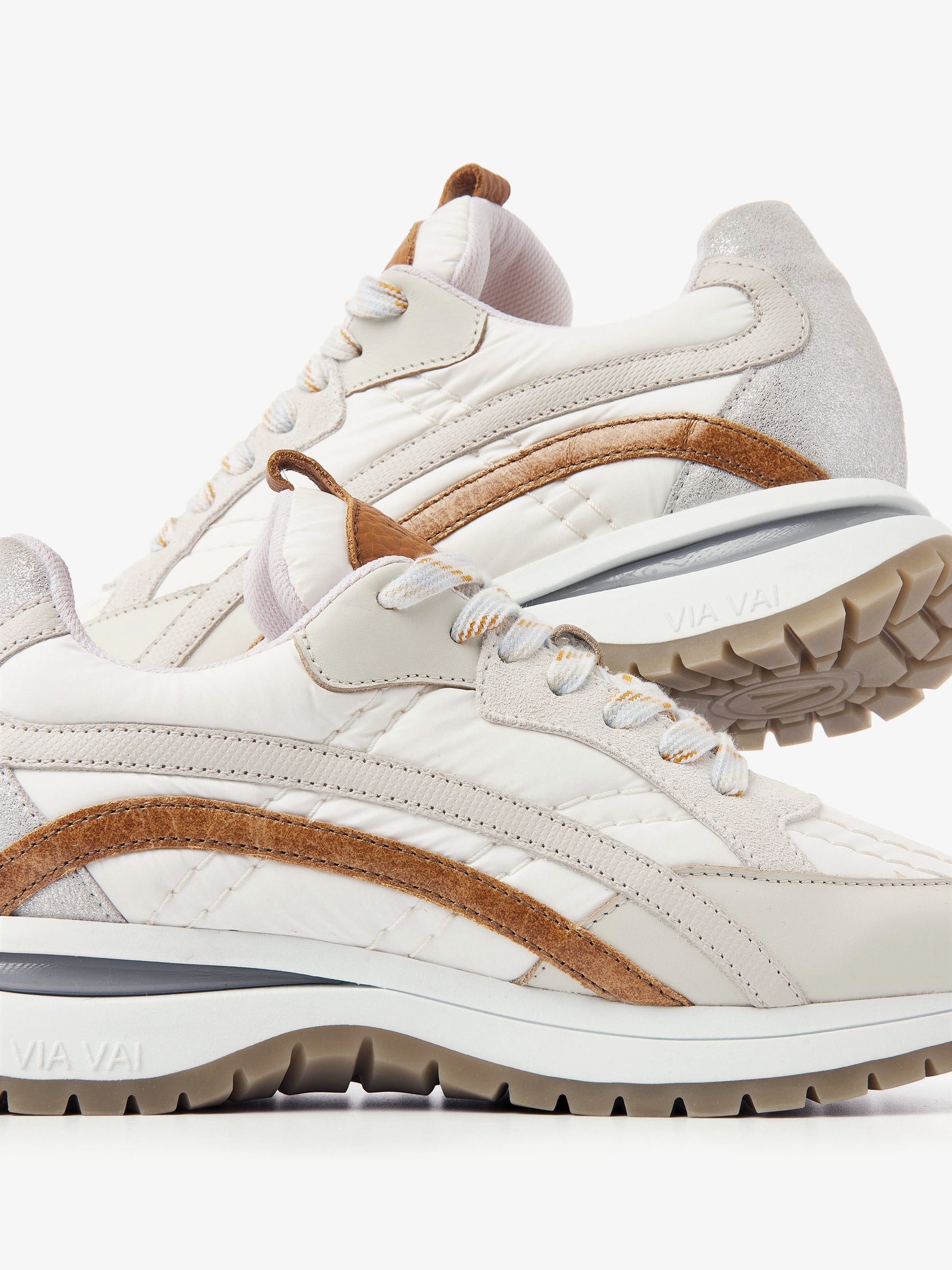 VIA VAI beige dames sneakers Usher Skye