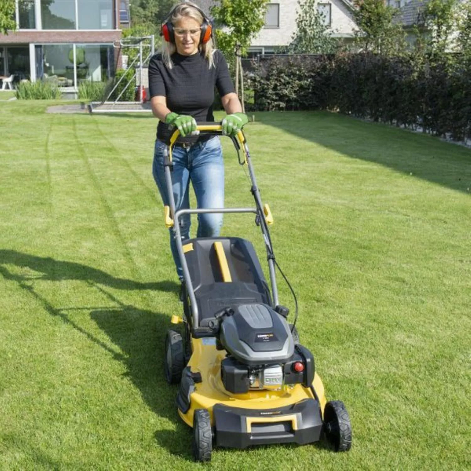 Powerplus POWXG60240X Grasmaaier zelftrekkend - 145cc - 460mm