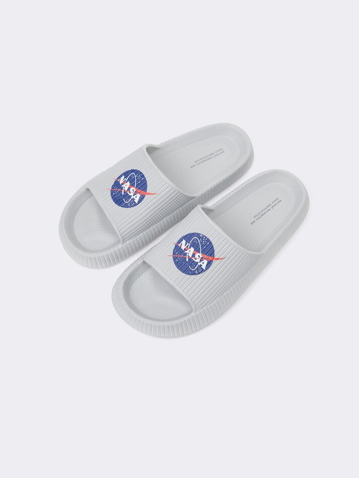 Sandália de banho da NASA - Cinza
