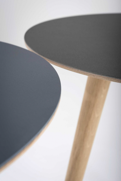 Gazzda Arp bijzettafel 45 Smokey Blue