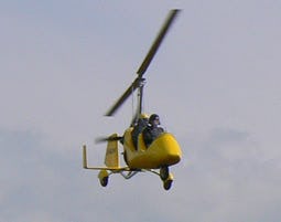Tragschraube-Rundflug in Ballenstedt als Geschenkidee
