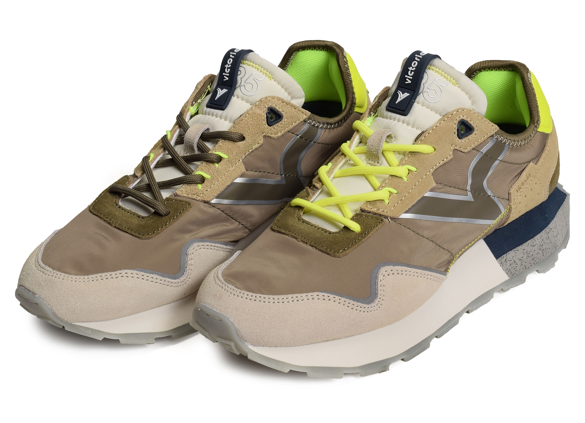8803110 kaki beige