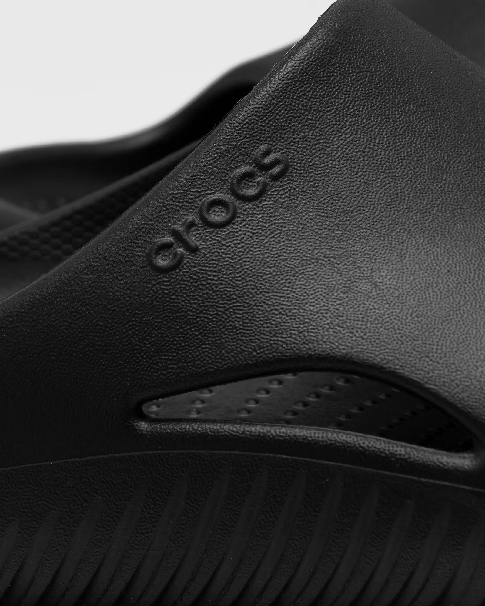 crocs Mellow Recovery Slide