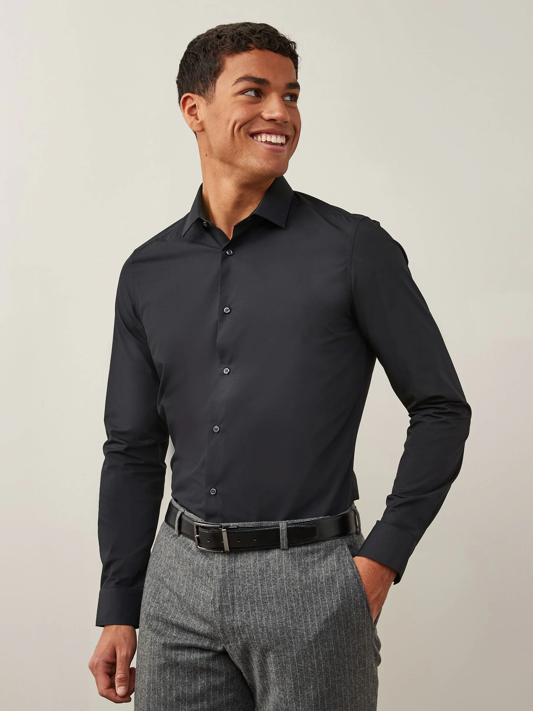 Zwart - Slim Fit - Strijkvrij net overhemd met enkele manchet