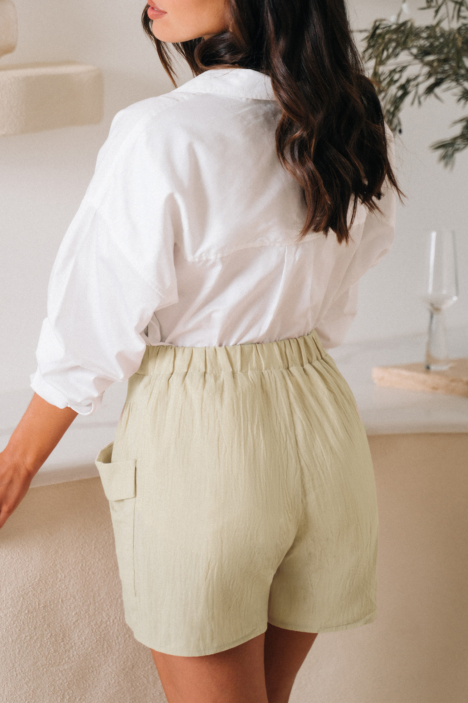 Short en pur coton à jambes larges et poches plaquées abricot