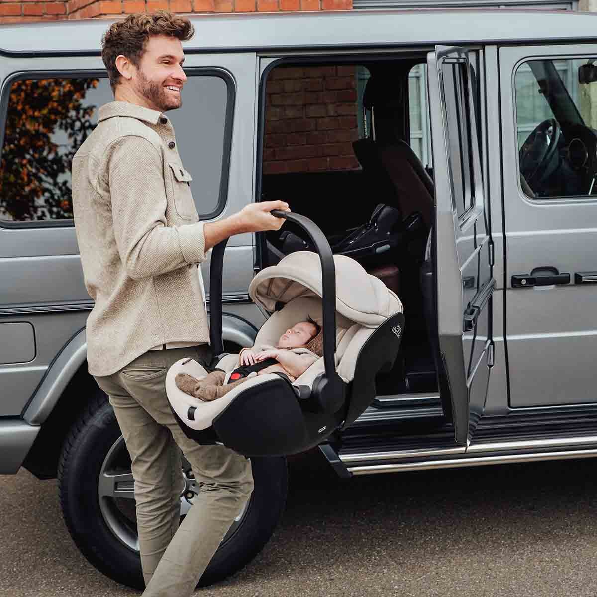Britax Römer Britax Römer Babyschale Baby-Safe Pro Kollektion 2024