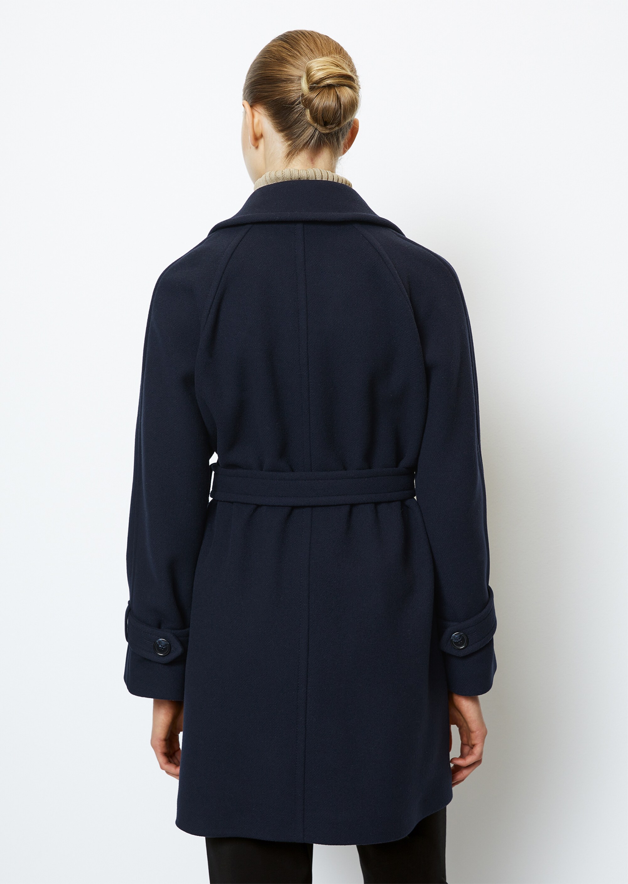 Kurzer Trenchcoat relaxedaus italienischer Schurwolle-Mix-Qualität