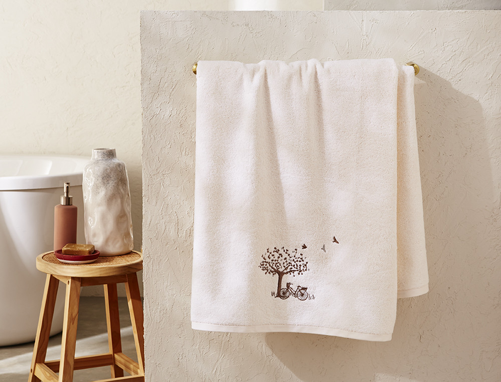 Drap de bain-Dimanche à la campagne