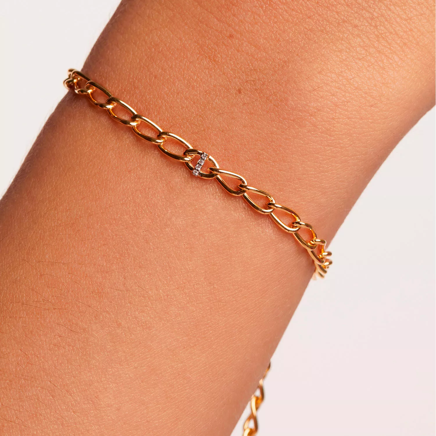 PDPAOLA Letter Armbånd 18 kt. Forgyldt Sølv PU01-546-U