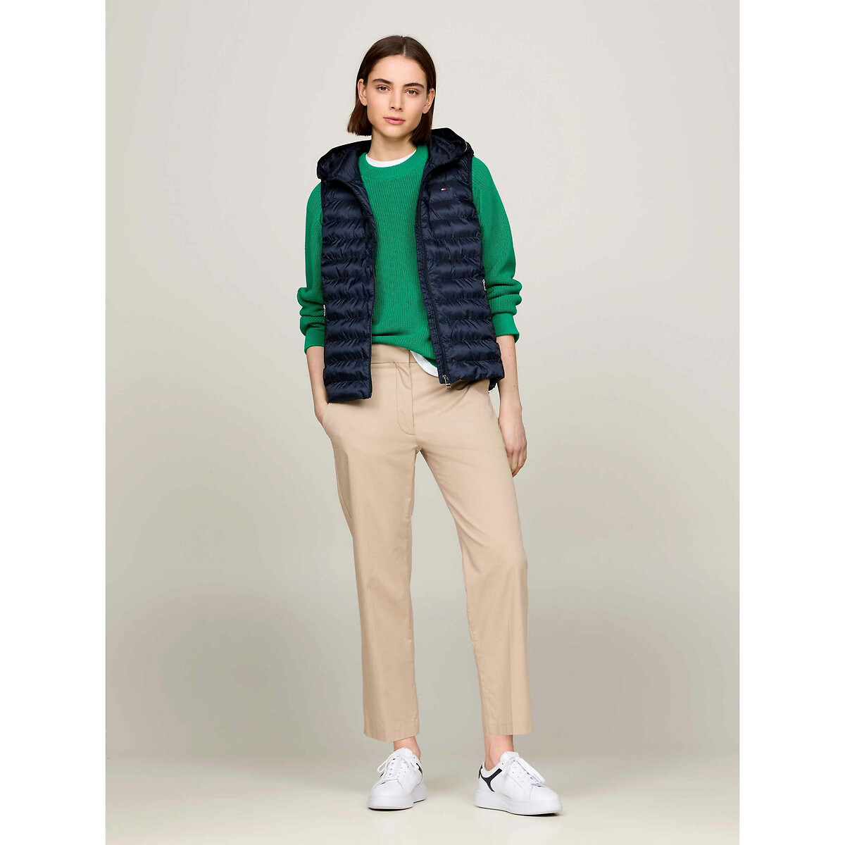 TOMMY HILFIGER<br>Colete com capuz