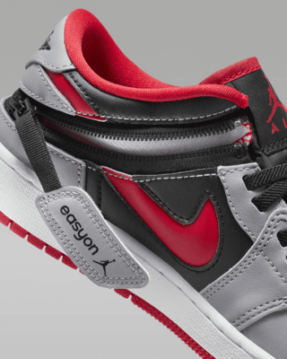 Air Jordan 1 Low FlyEase Older Kids' Shoes
