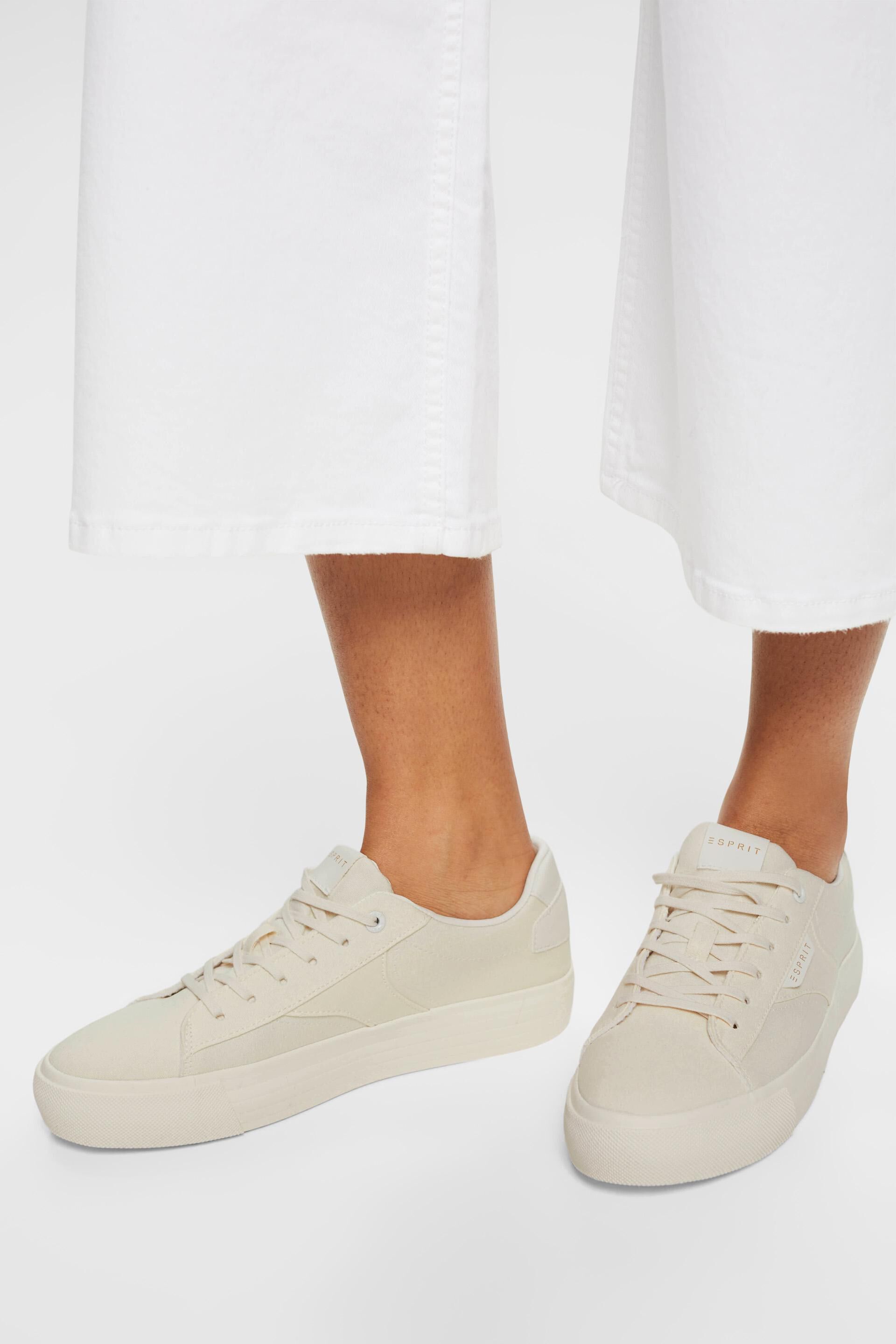 Sneakers en toile dotées d’une semelle à plateau