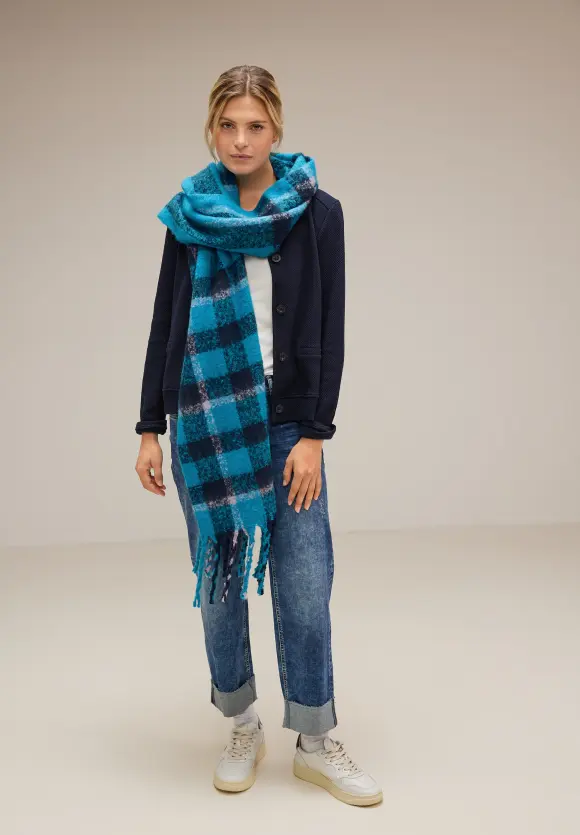 Cosy Karoschal mit Fransen - light aquamarine blue
