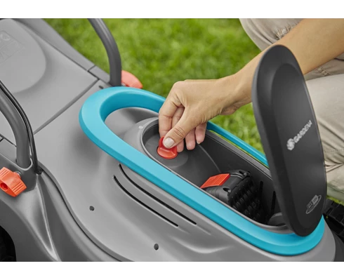 Gardena PowerMax 32/18V P4A komplett (4,0Ah batteri   standardlader)