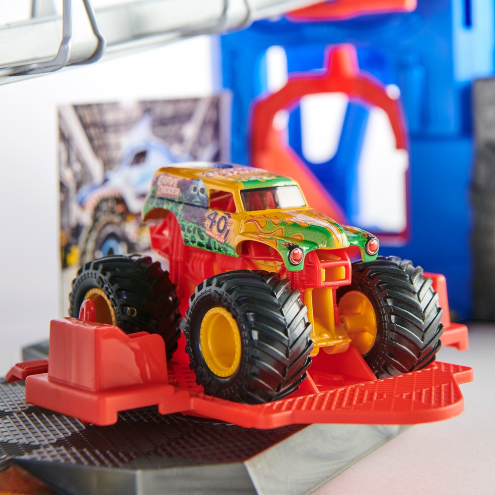 Monster Jam Garagen-Spielset mit 1:64 Grave Digger