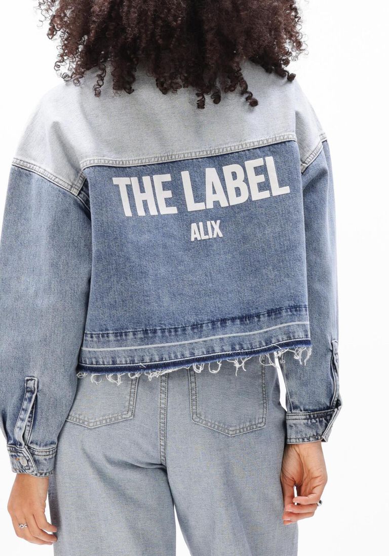 lichtblauwe alix the label spijkerjas ladies woven mix denim blouse