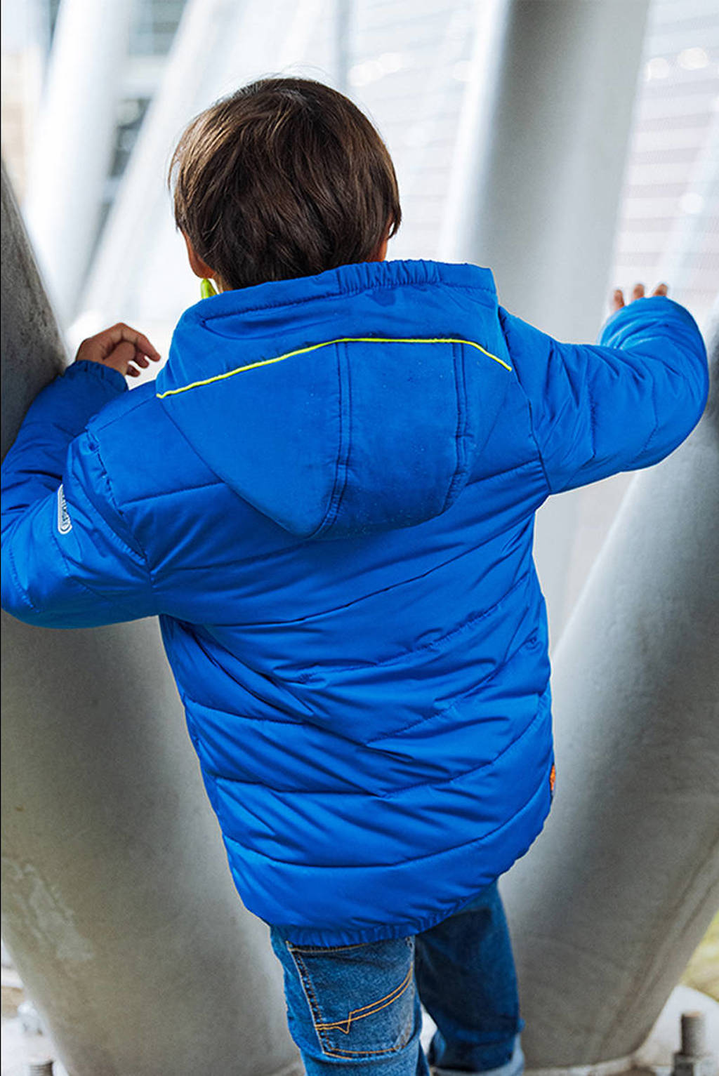TYGO & vito gewatteerde winterjas Jix helderblauw/neon geel