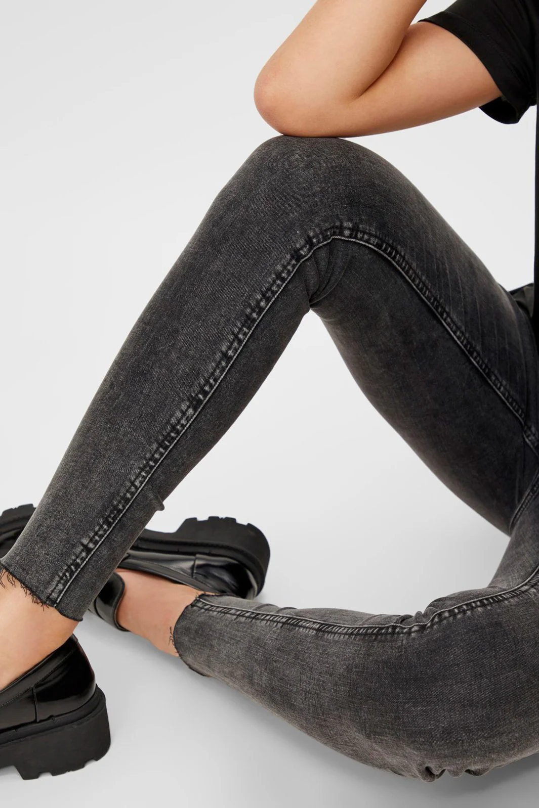 Pieces PcDelly Skn MW RAW Jeans