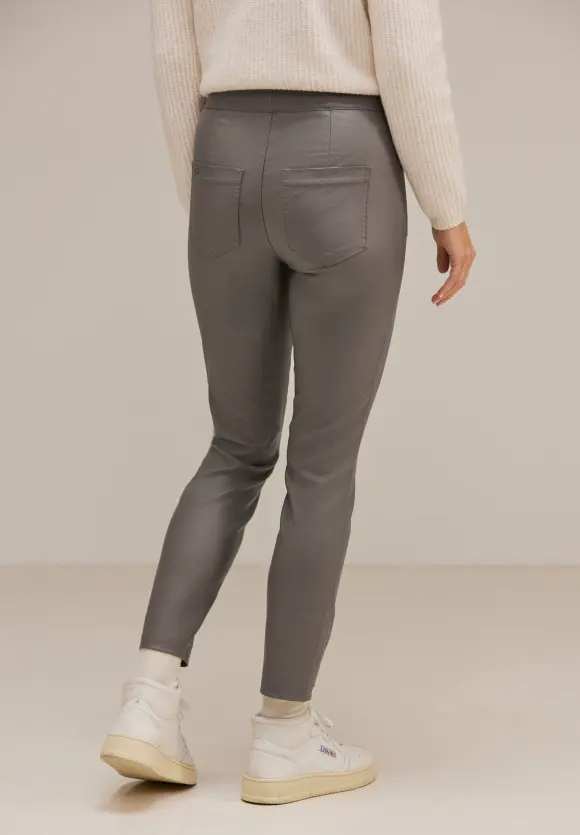 Skinny Fit Coating Hose - glowy taupe