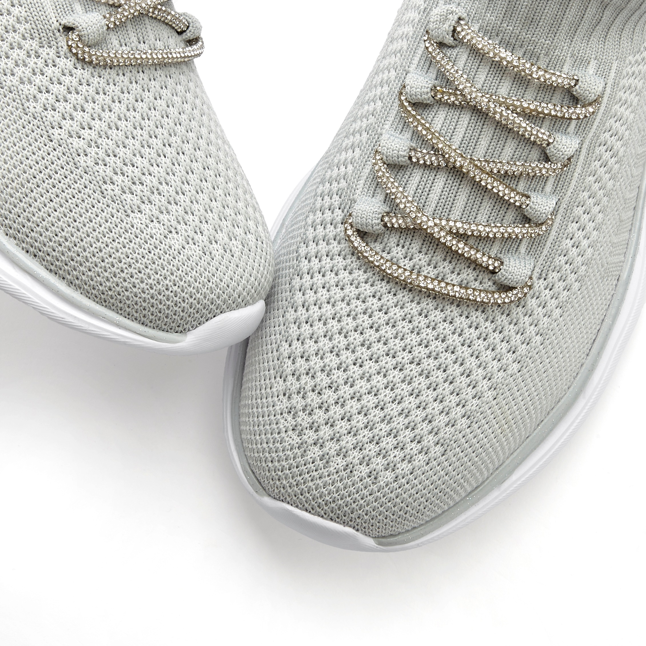 LASCANA Sneaker  mit modischer Glitzerschnürung VEGAN