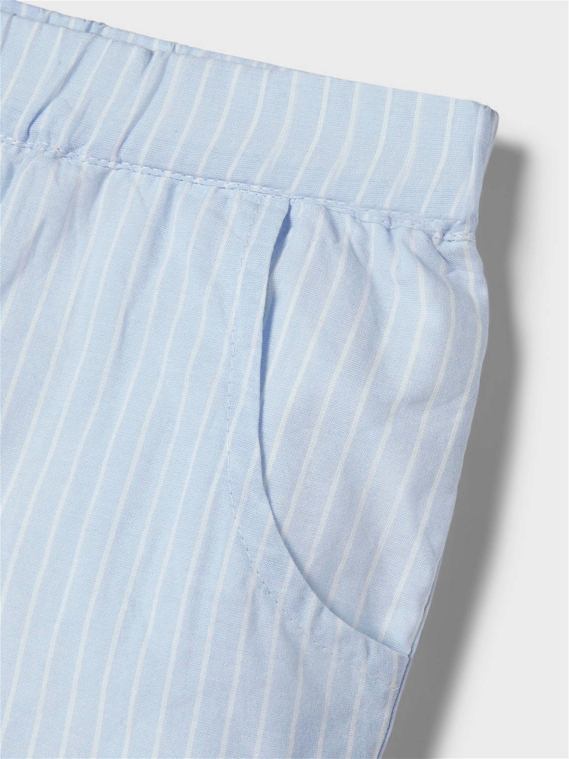 NAME IT gestreepte casual short NMFFESINNE lichtblauw