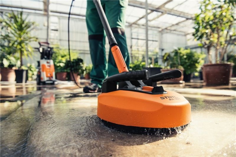 STIHL RA 110 - Vlaktereiniger