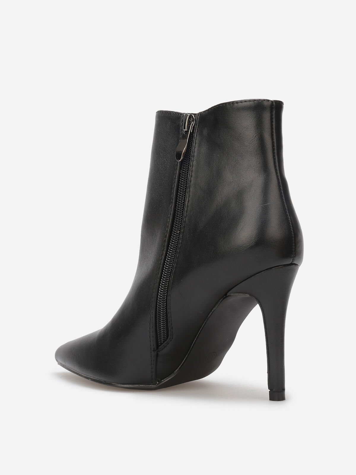 Bottines pointues à talon aiguille- Noir