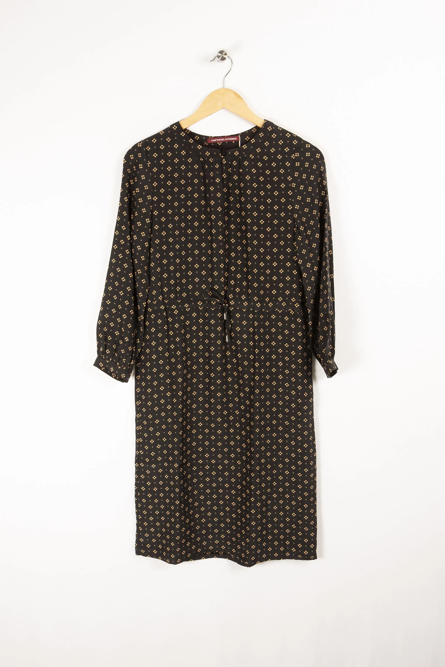 Robe noire | Noir