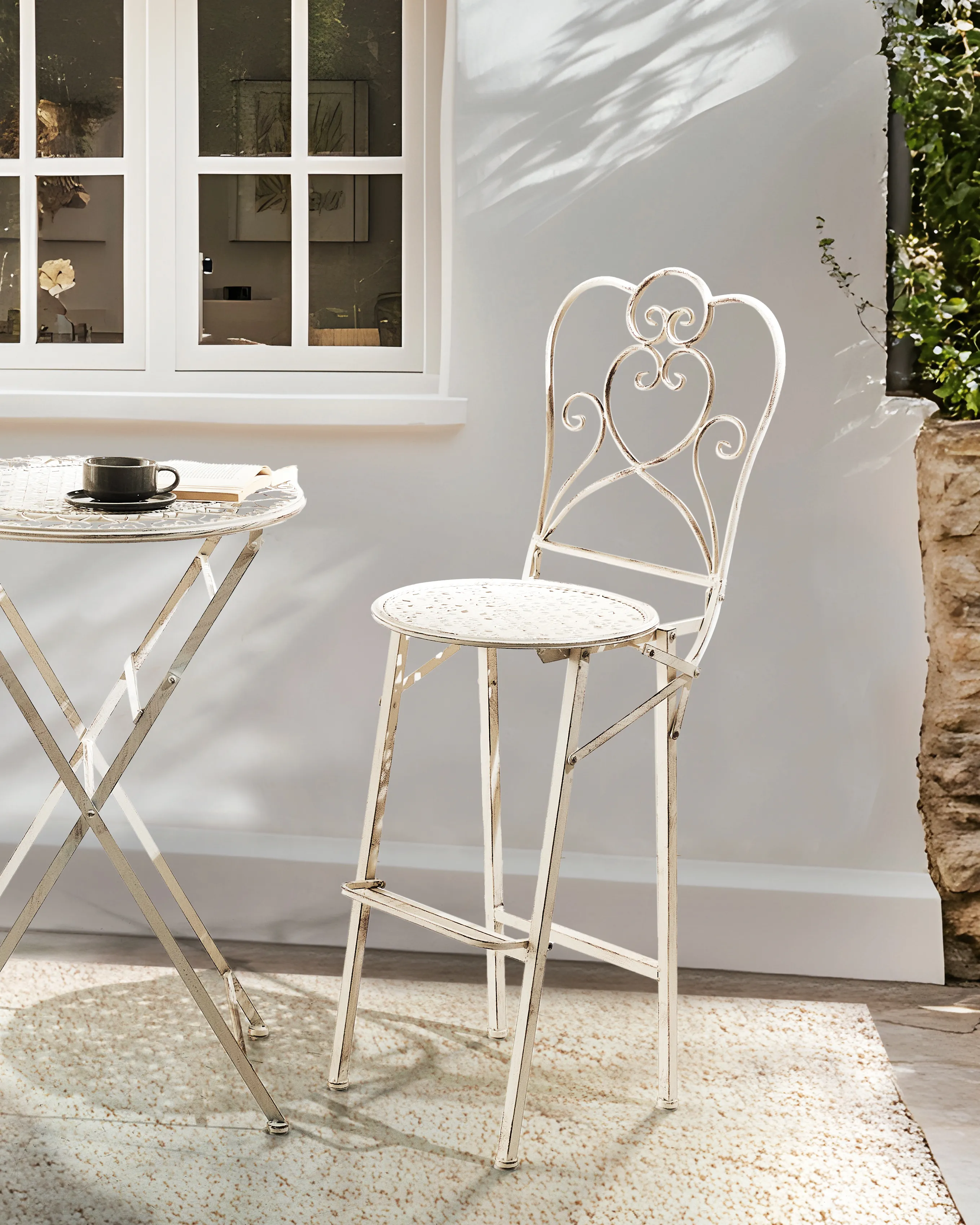 Set van 2 tuinbarkrukken TRIESTE inklapbaar Metaal Lichtbeige