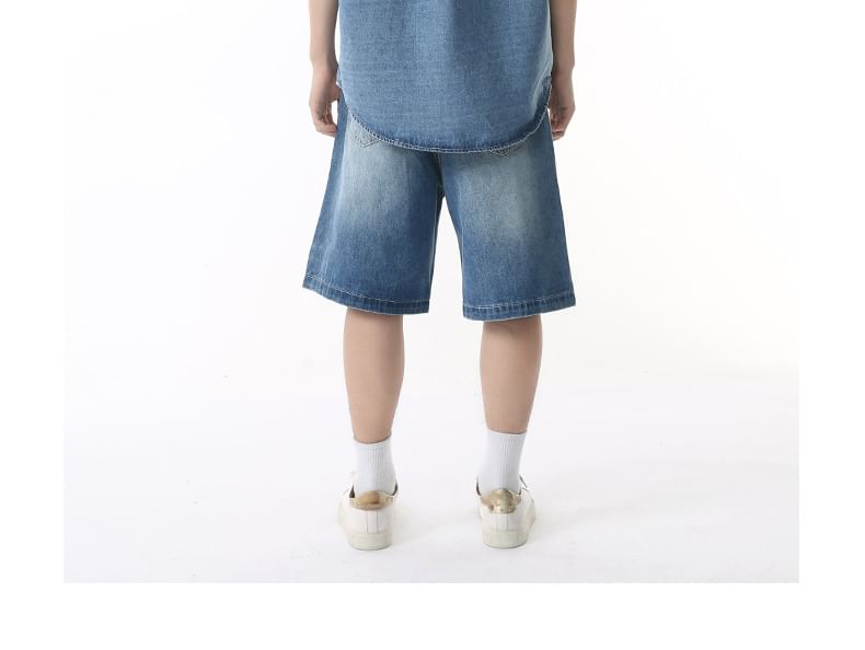 FAERIS - Gewassen denim overhemd met knoopjes en elleboogmouwen / Jorts met wijde pijpen en middelhoge taille