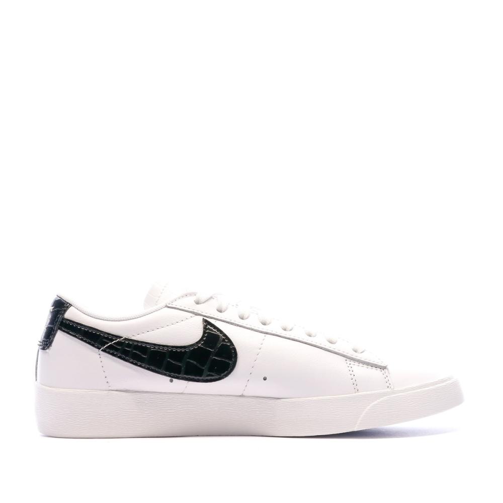 Nike Blazer Low Baskets Blanches Femme Nike