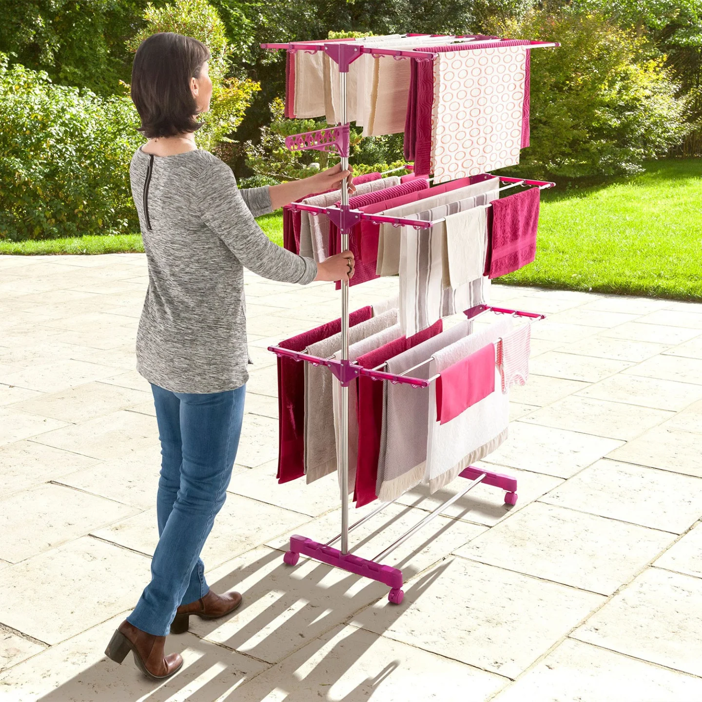 Séchoir à linge vertical pliable 3 niveaux MAXIMA capacité 20M inox et rose