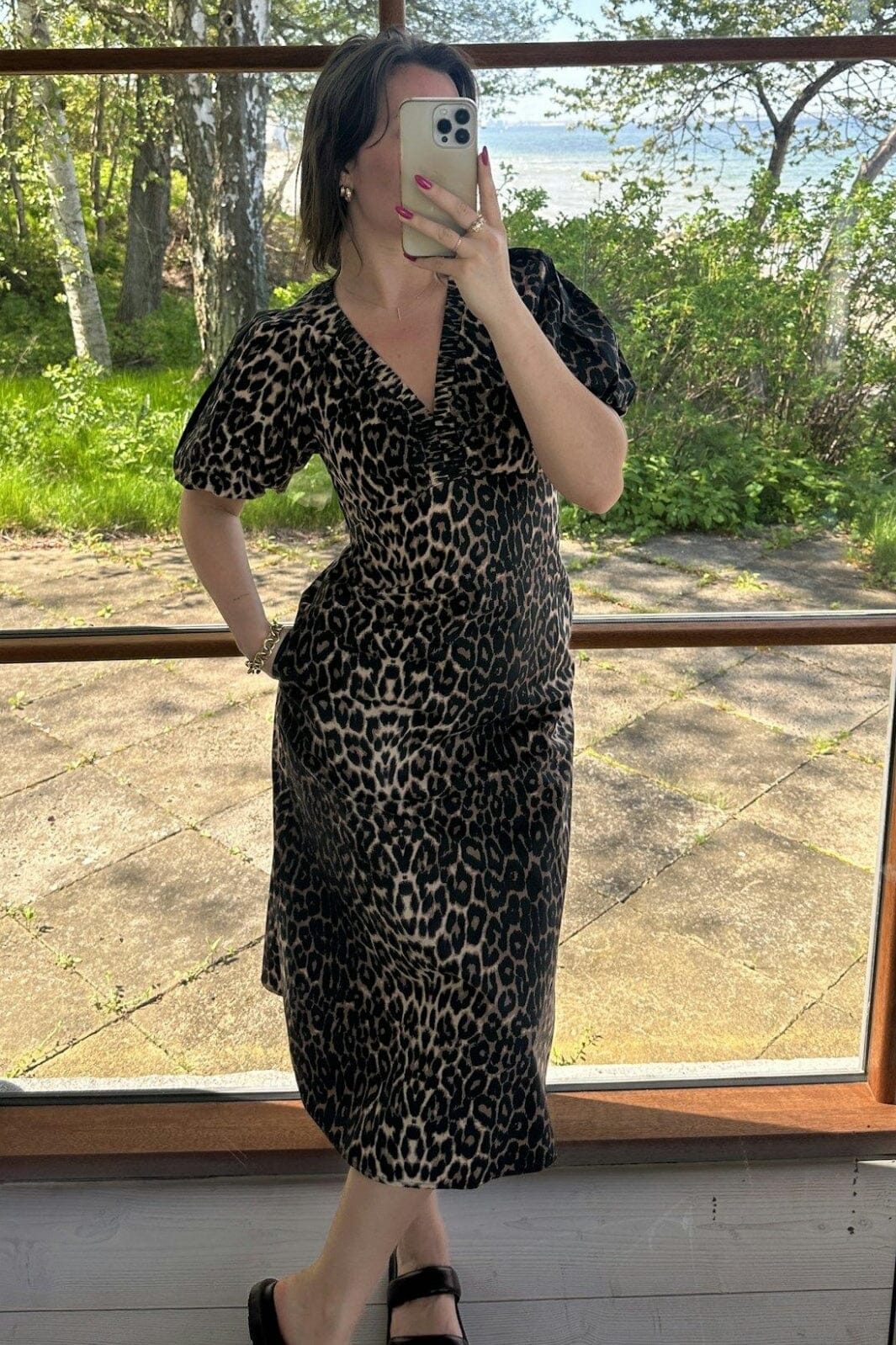 Neo Noir Illana Leo Dress