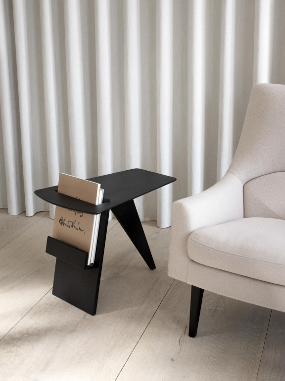 Fredericia Magazine bijzettafel black lacquered