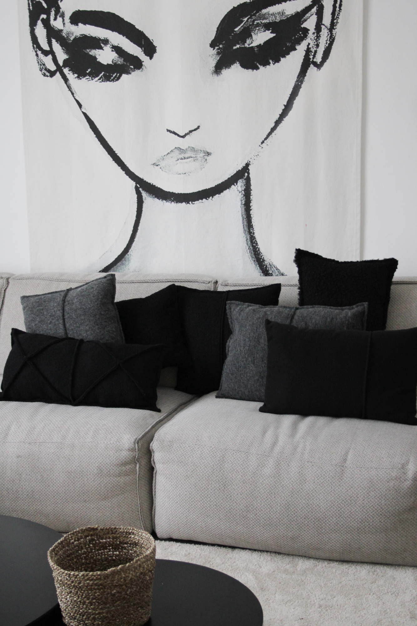 kussen wol zwart 45x45cm