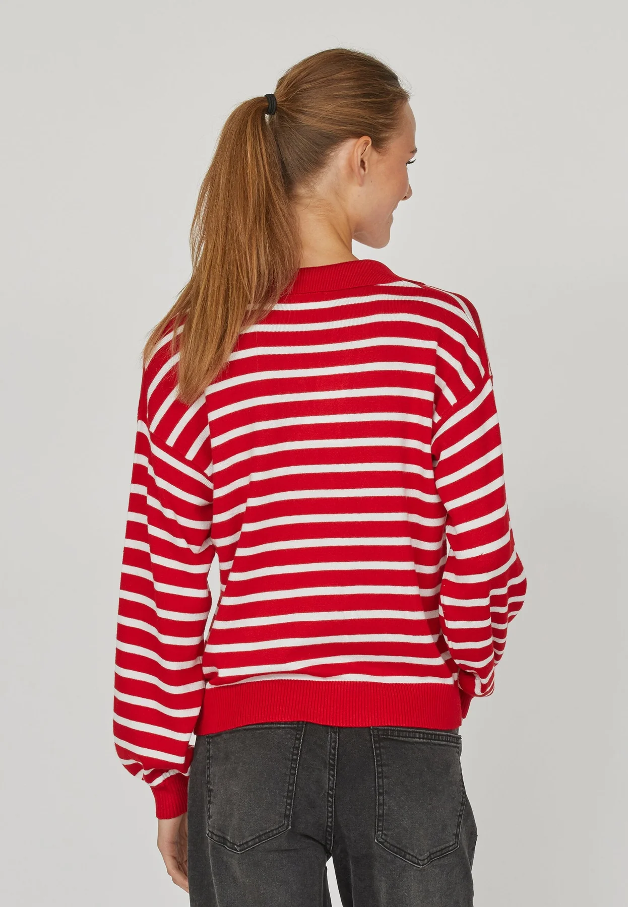 Sisters Point Hilva-Polo.Ls1 832 ruby cream