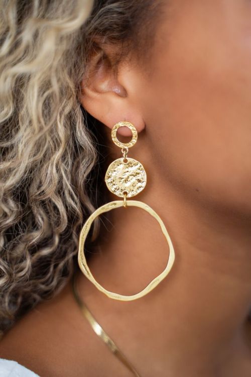 Goudkleurige vintage statement oorbellen