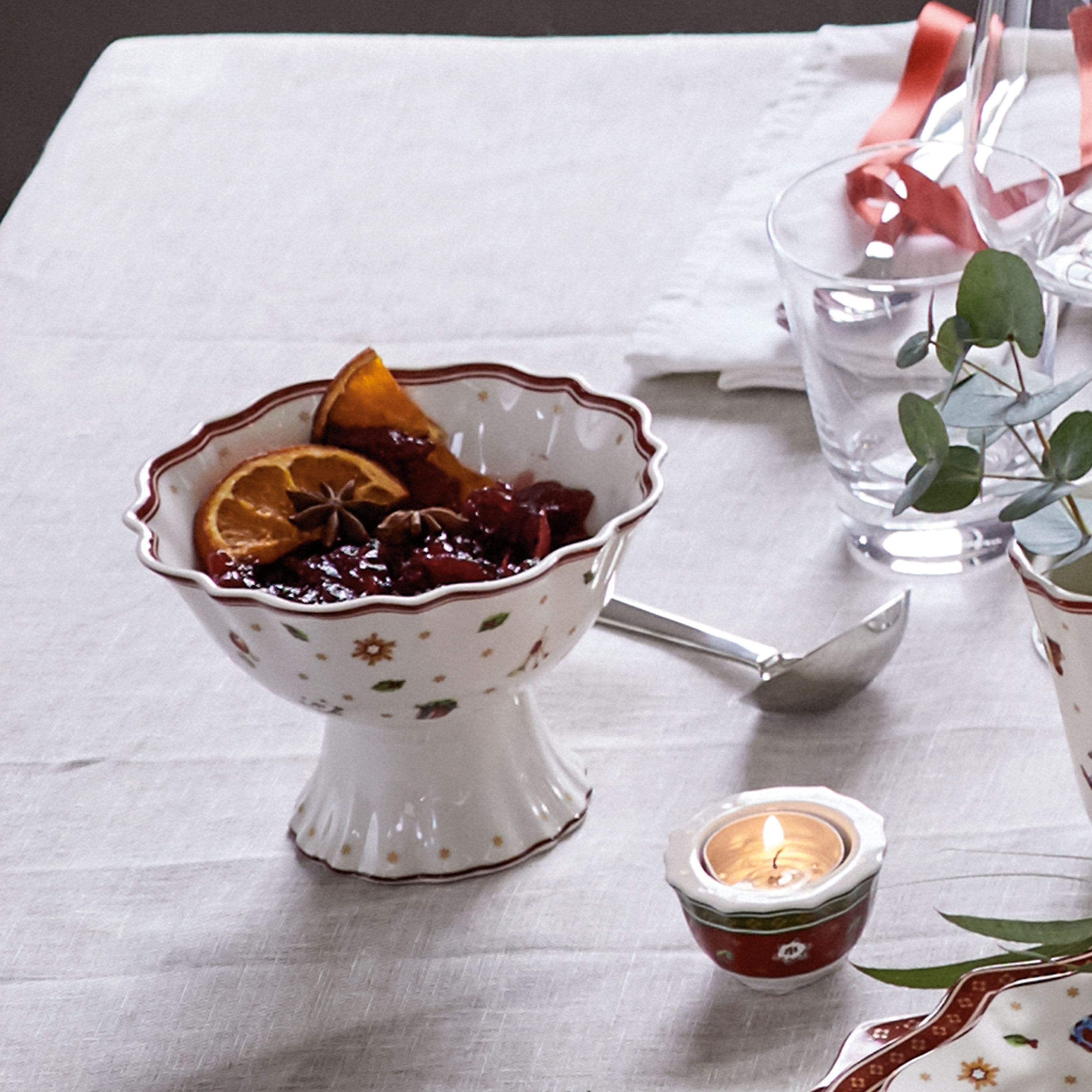 Toy's Delight Candy dish Red, 11.2 oz, Premium Porcelain