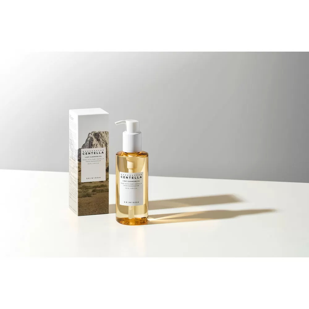 SKIN1004 Madagascar Centella Light Cleansing Oil - 200 ml.
