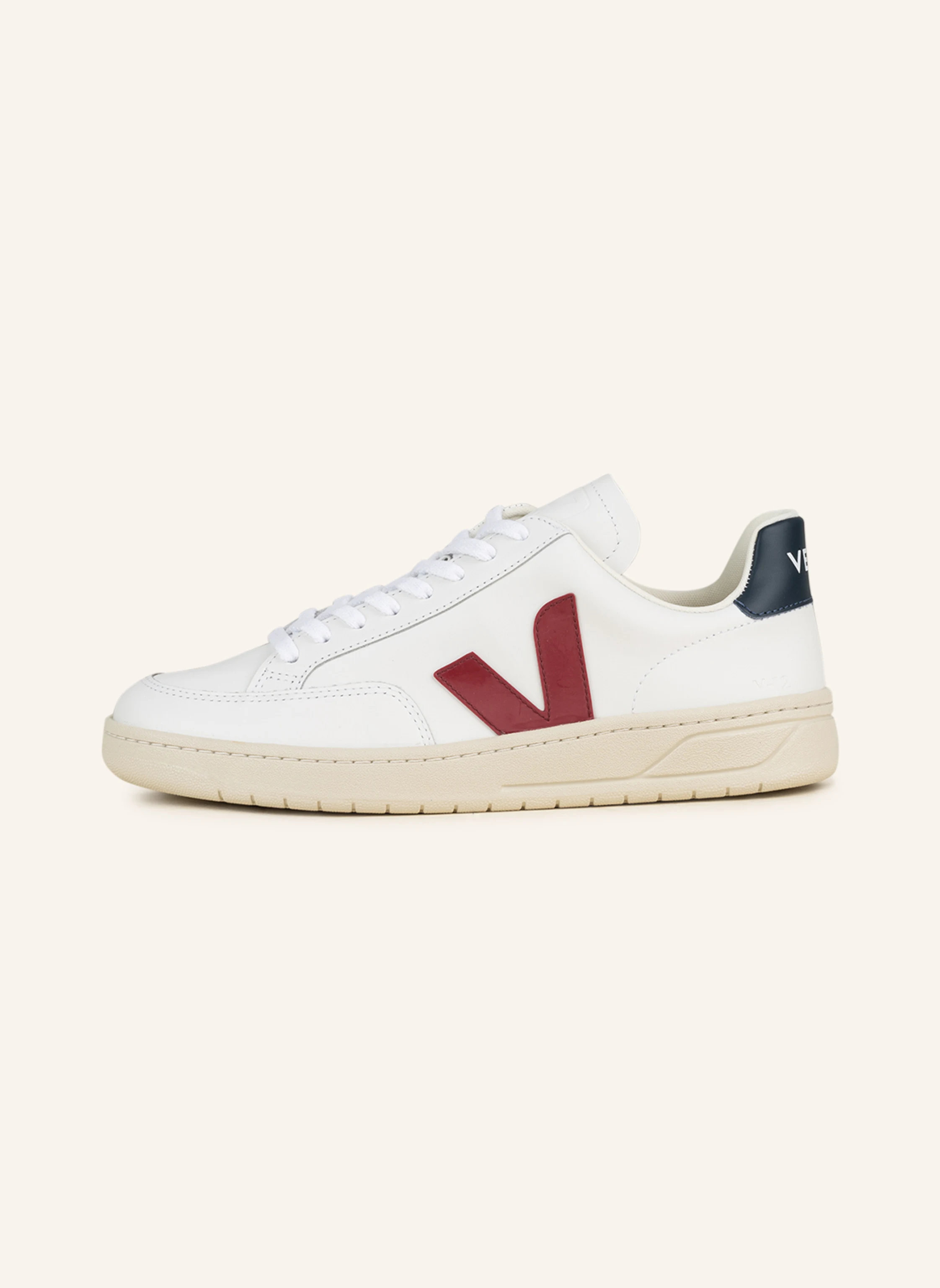 VEJA Sneaker V-12