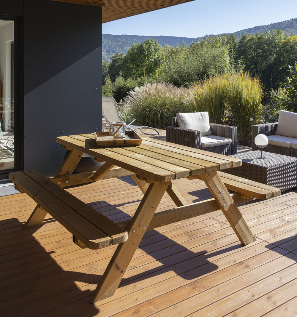 Table de pique-nique robuste
