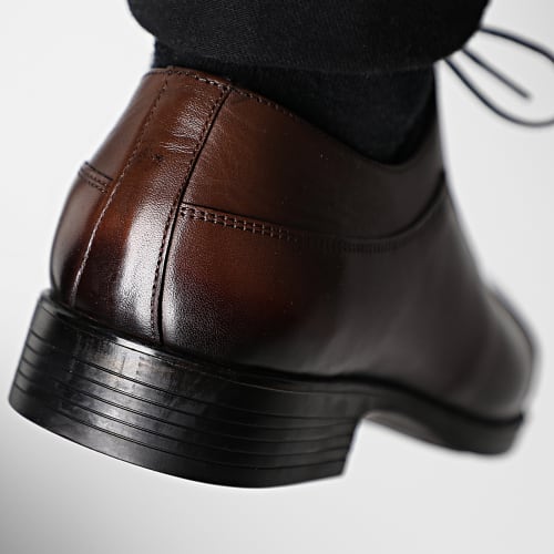 Chaussures 8136 Marron