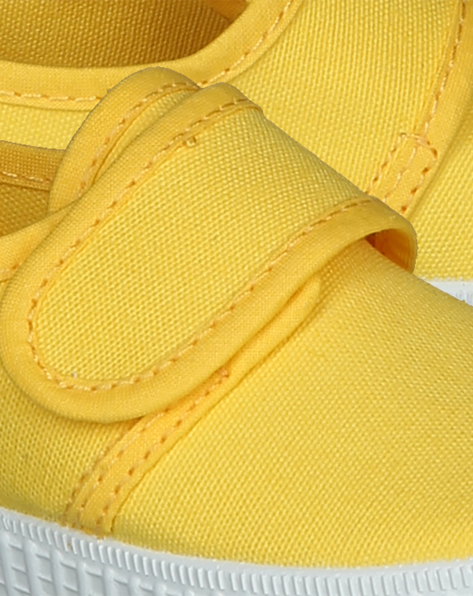 Klett-Halbschuhe BLUCHER SCRACTCH LISO in amarillo