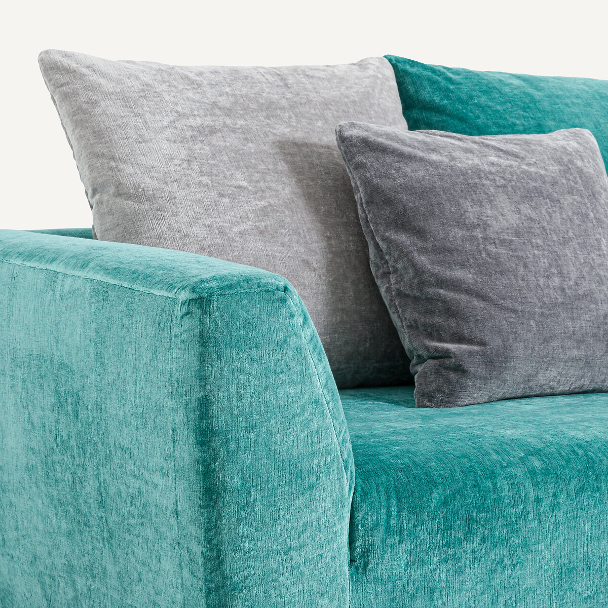 OTTO STUDIO PARA AM.PM<br>Meia poltrona em veludo viscose, Chill