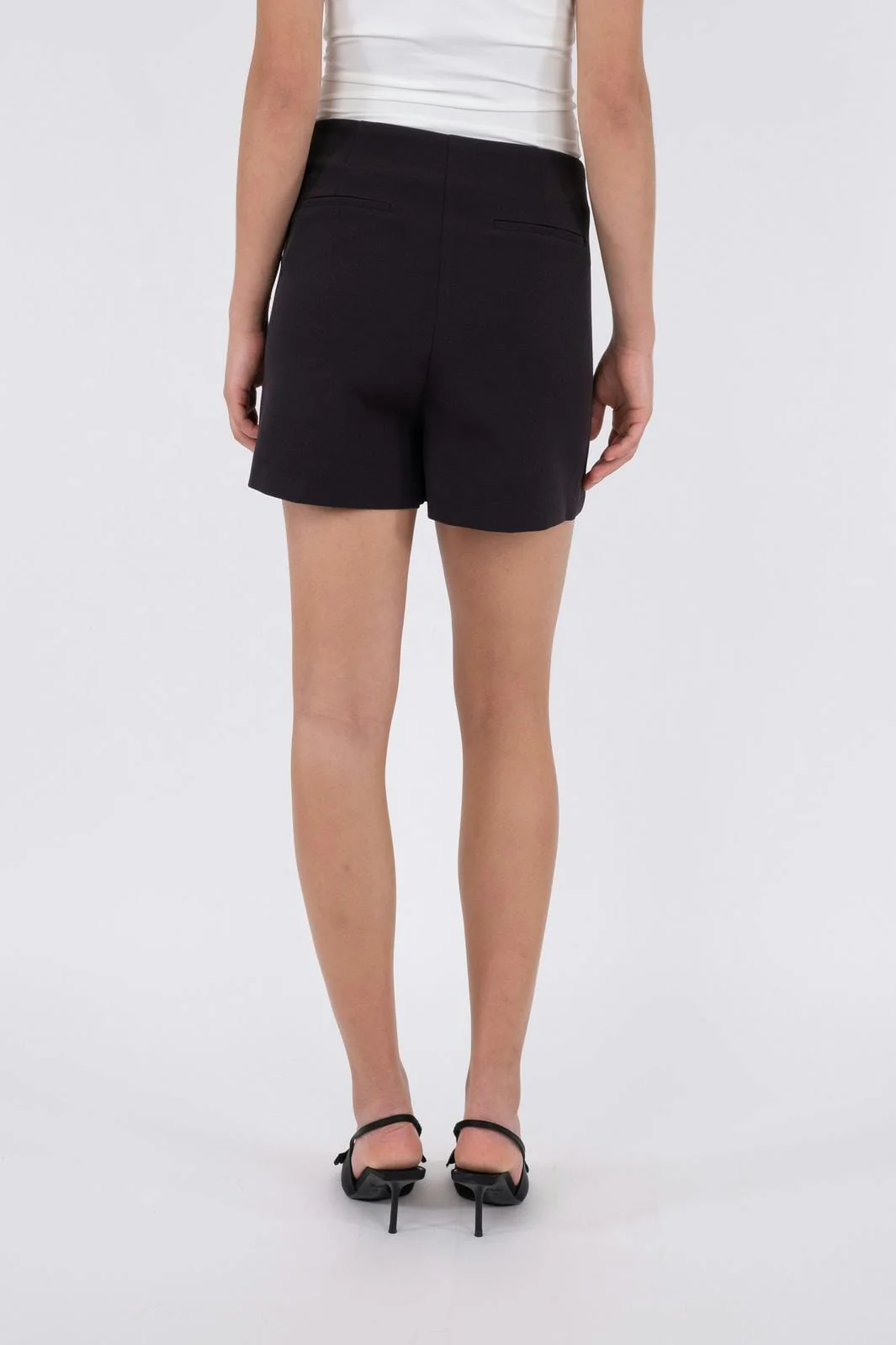 Neo Noir Petra Skort