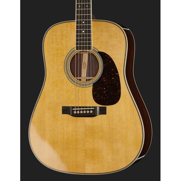 Martin Guitar HD-35