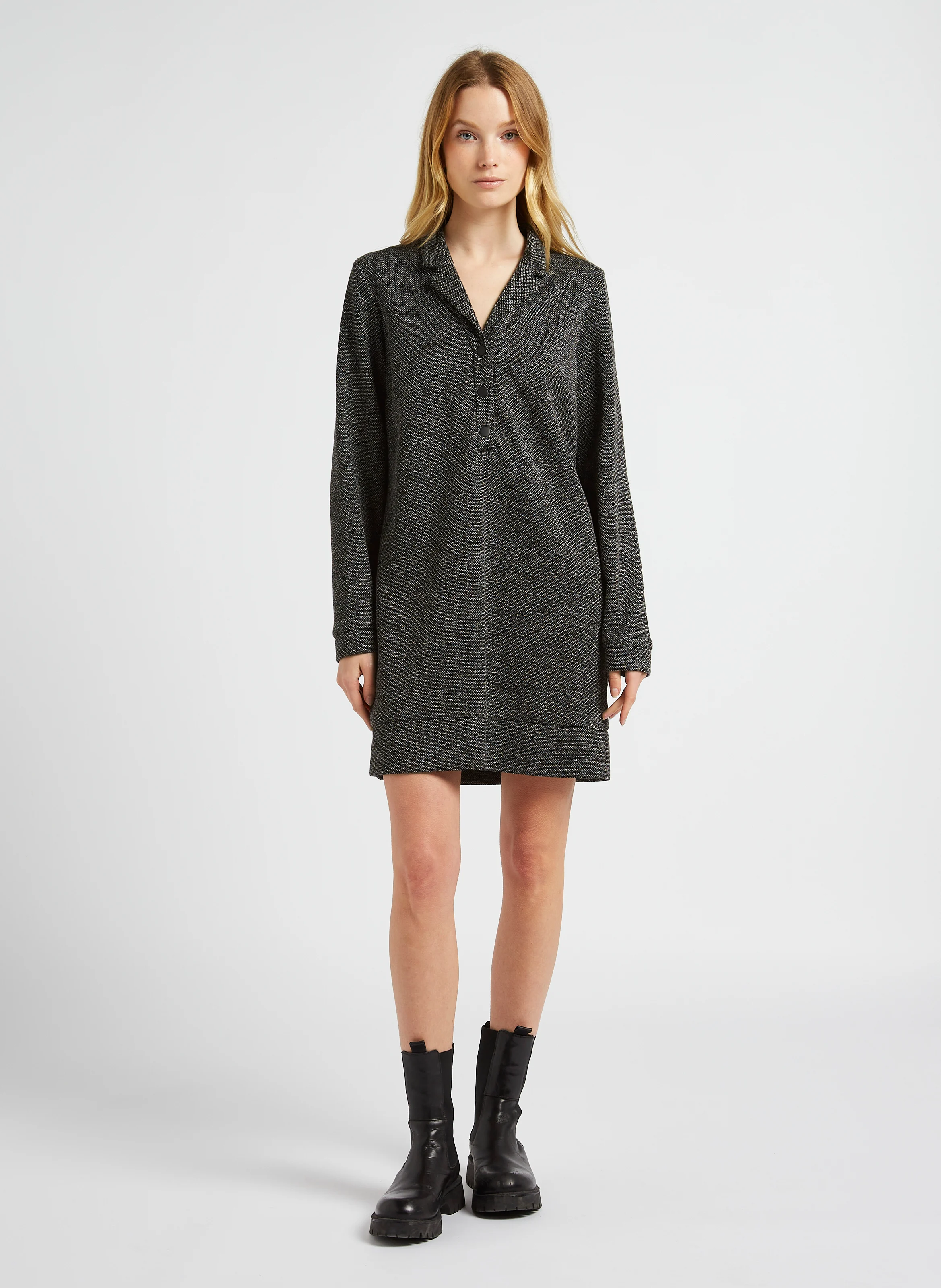 Robe courte ample col à revers | Noir