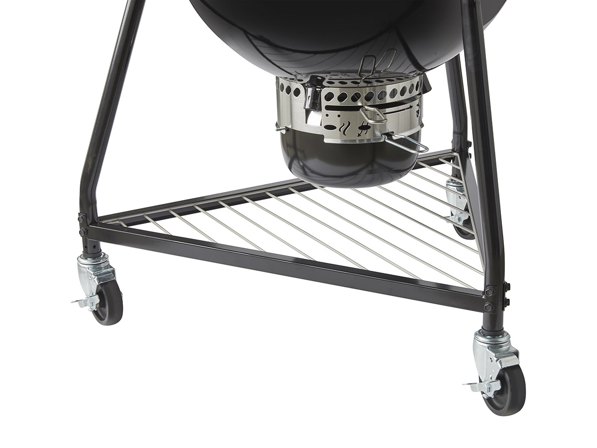 Weber E6 Summit Kamado barbecue