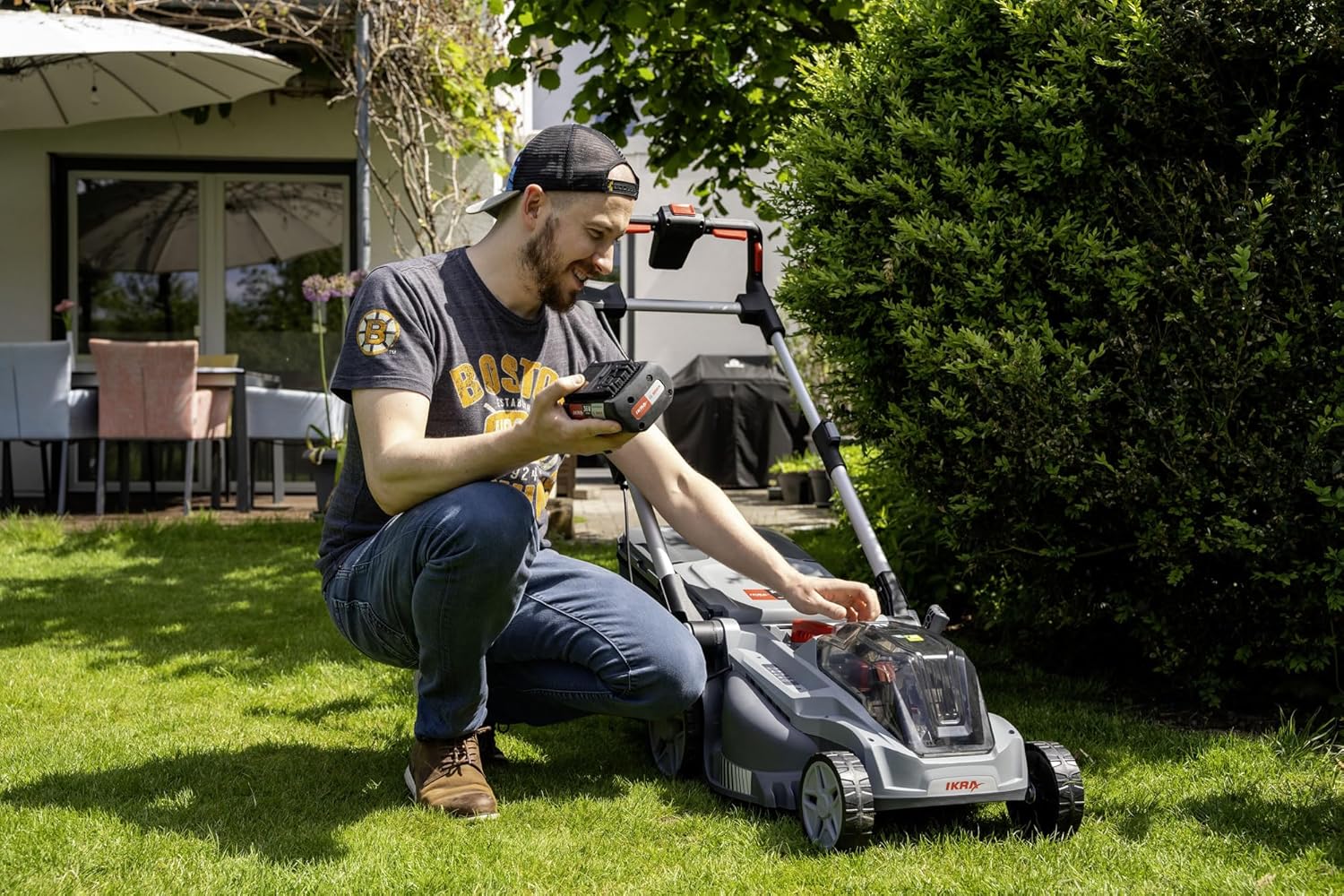 IKRA Bosch 36V Akku 3in1 Rasenmäher Mulchmäher IB-LM 43, Rasenflächen bis 600m², Schnittbreite 43cm, Schnitthöhe 30-75mm, ohne Akku & Ladegerät